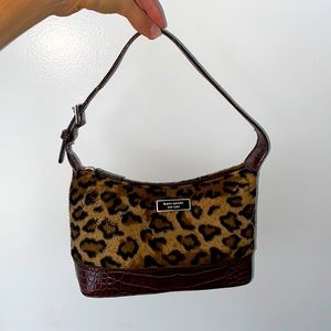 Kate spade leopard print bag. In great condition! Used less than 10 times.